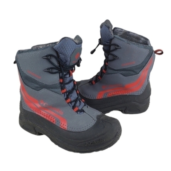 Columbia lace up Waterproof snow boots - Picture 1 of 12